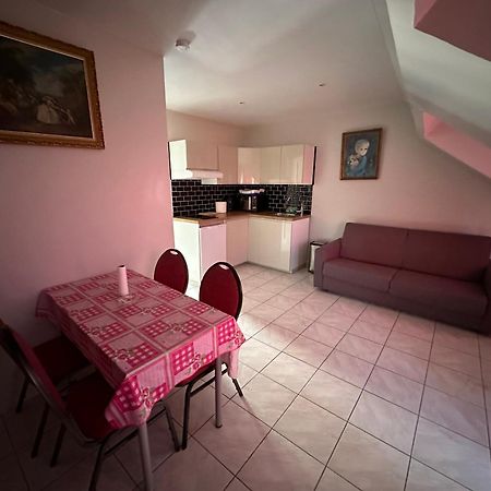 Appartement Meuble 万塞讷 外观 照片