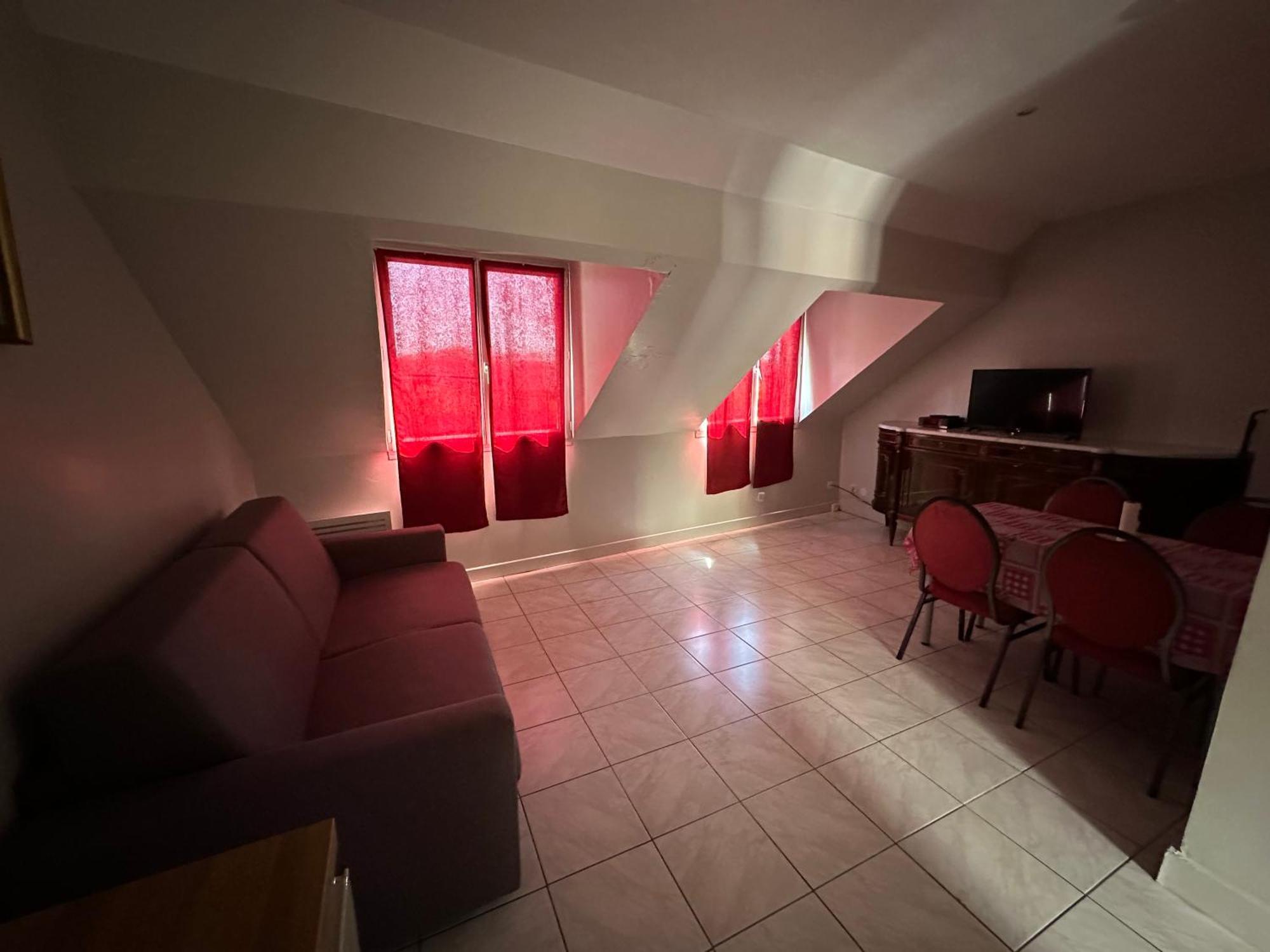Appartement Meuble 万塞讷 外观 照片
